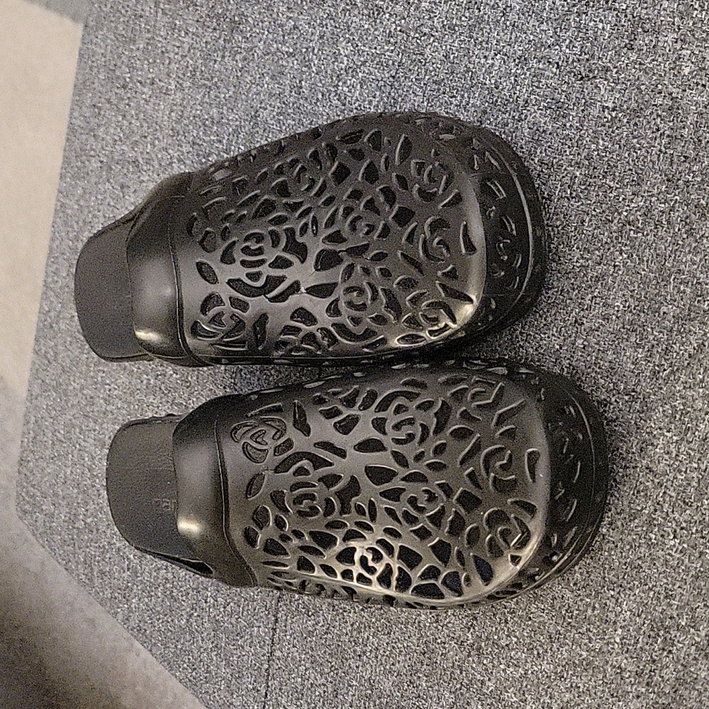Dansko Pippa Clog